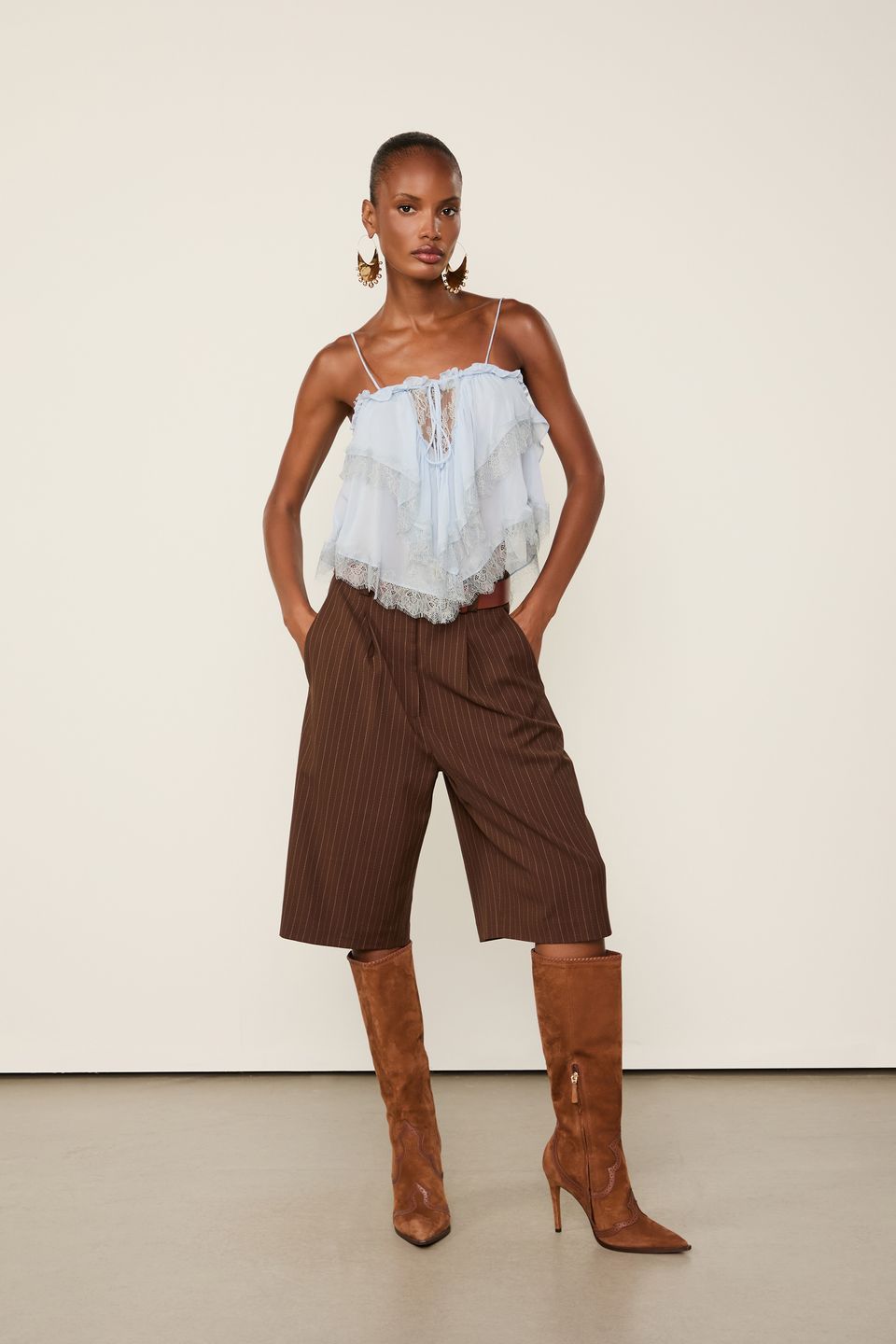 Top de Gorgette Leve de Alcinha Azul Babados com Renda