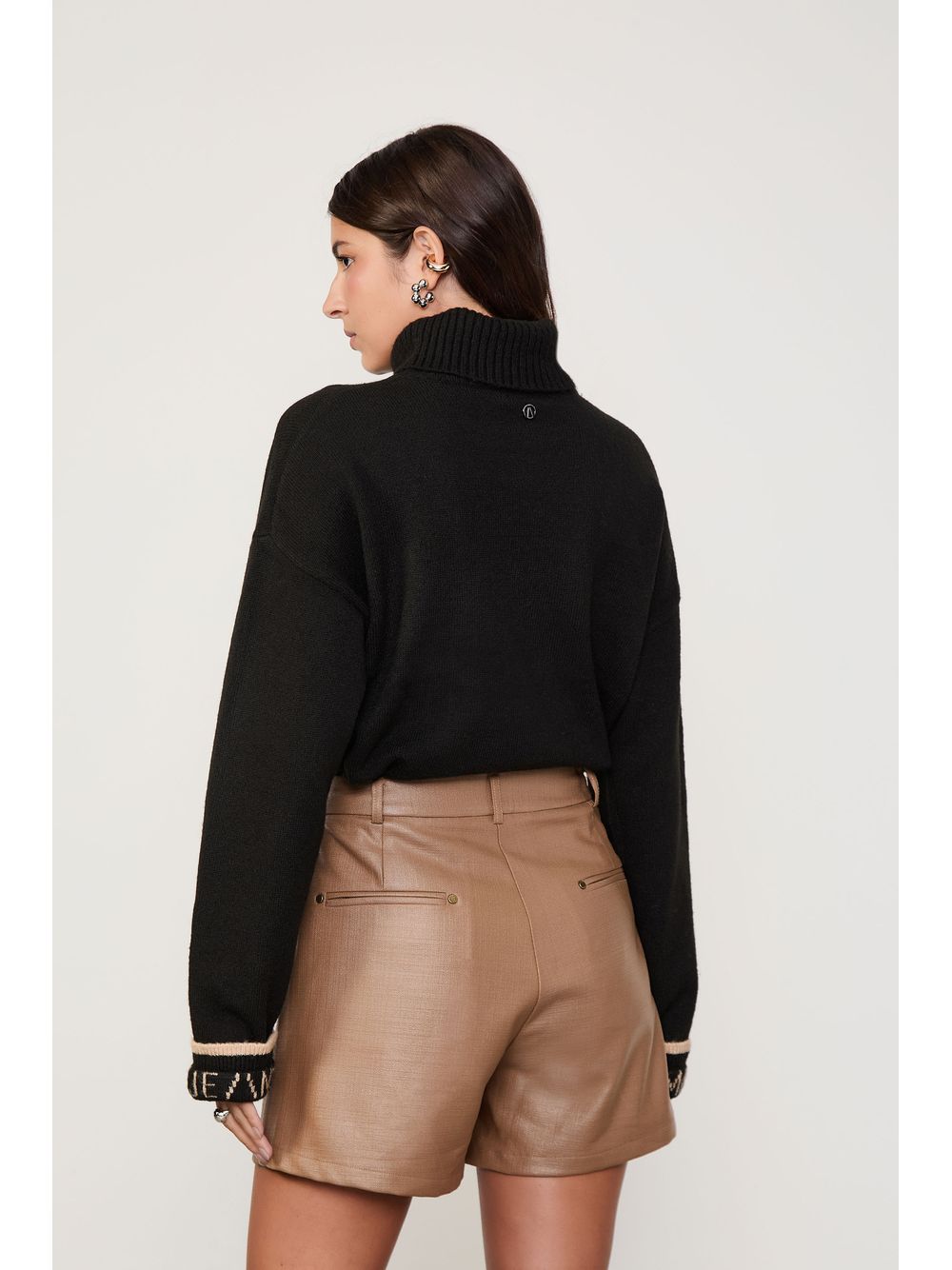 Animale — Short Com Bolsos Externos Com Rebites