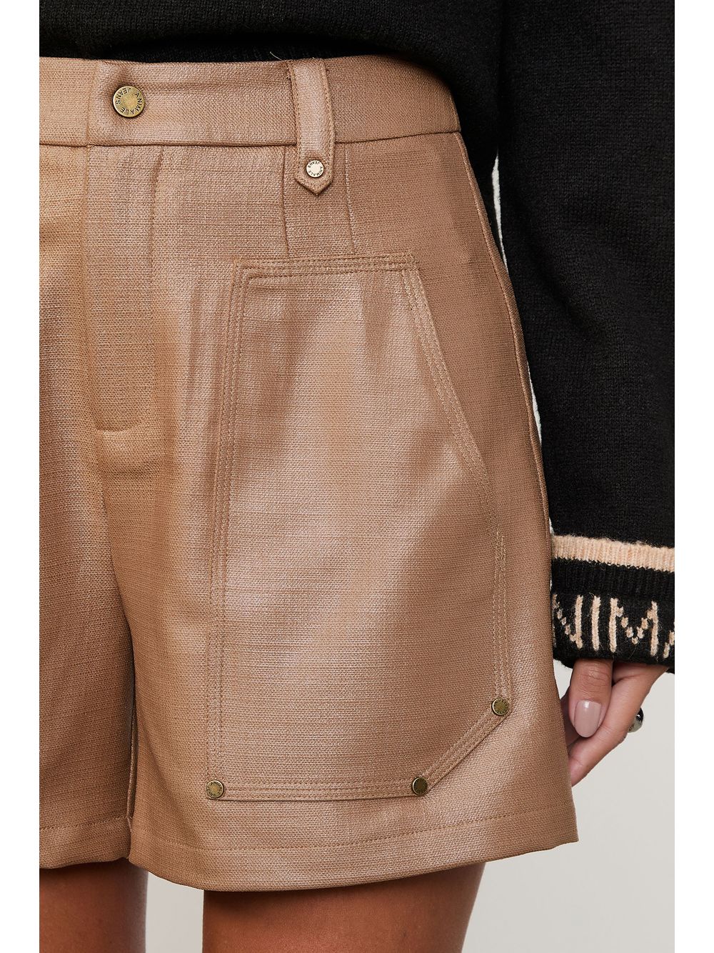 Animale — Short Com Bolsos Externos Com Rebites