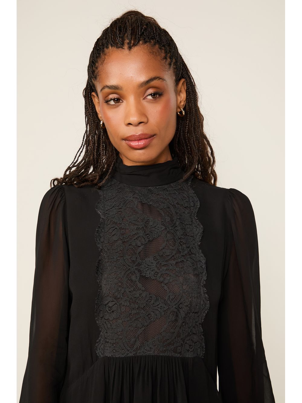 Animale — Vestido Curto Com Renda Preto