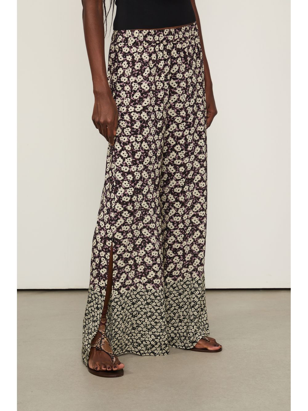 Animale — Calça Com Fenda Estampada