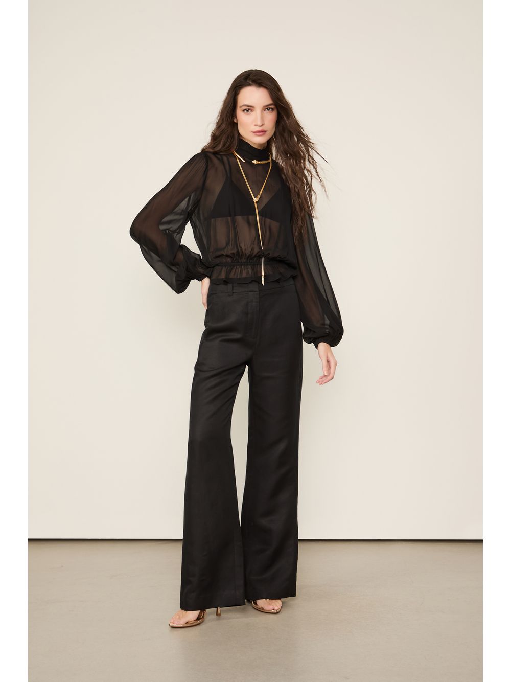 Animale — Blusa Livia Com Renda Preto