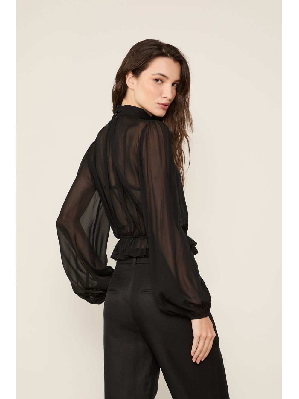 Animale — Blusa Livia Com Renda Preto