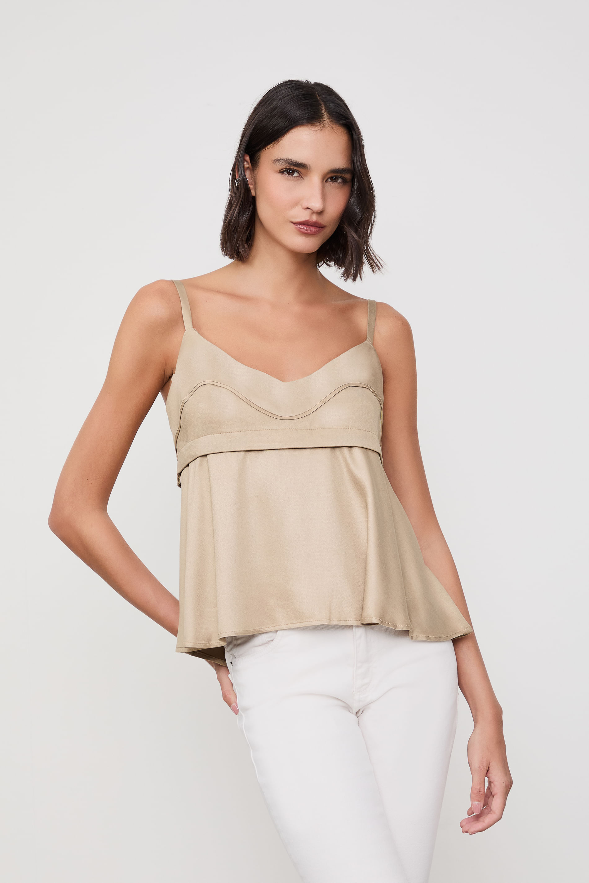 Blusa Evase Recortes