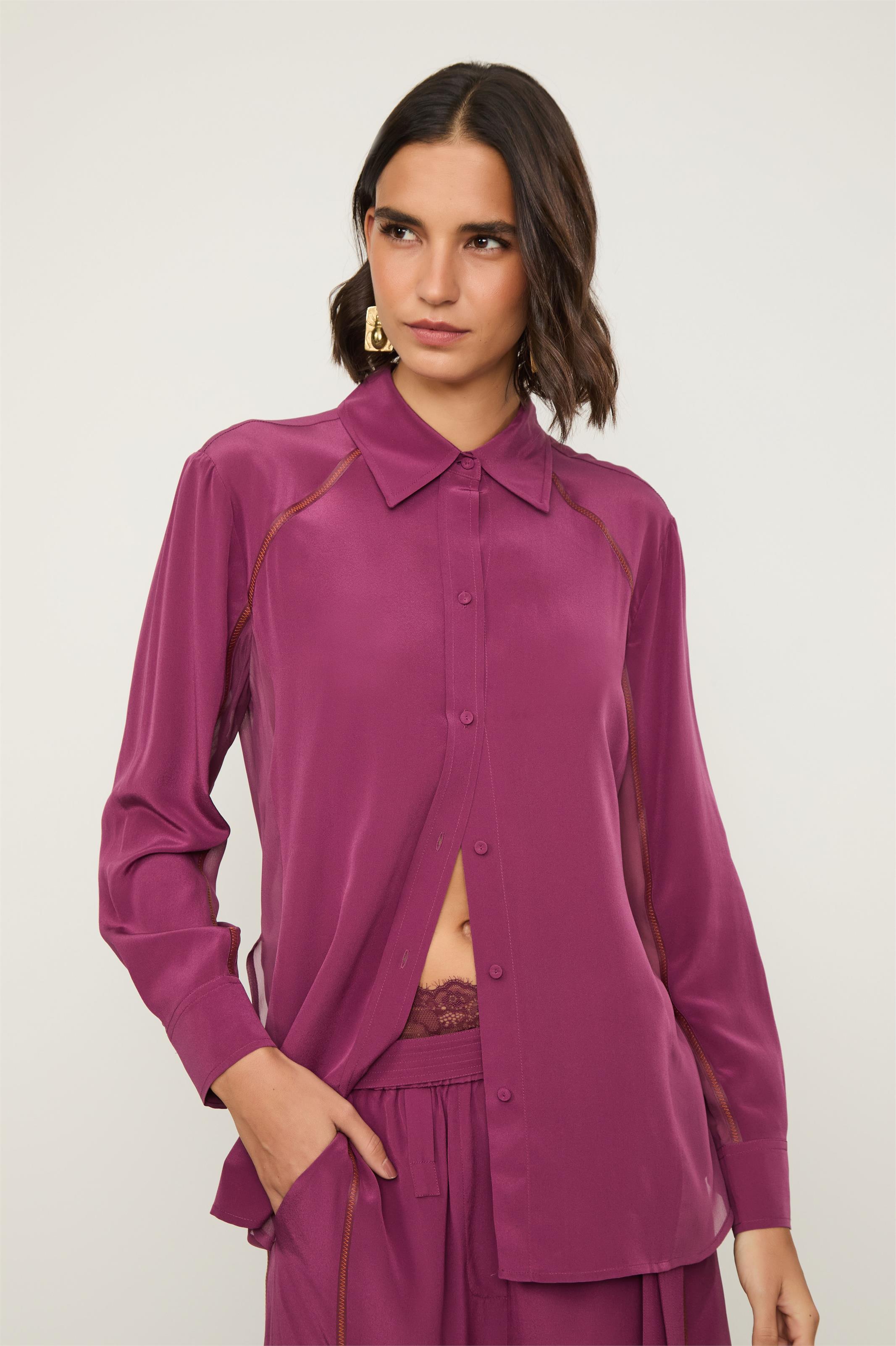 Camisa De Crepe Com Georgette Roxo Com Detalhe Zig Zag