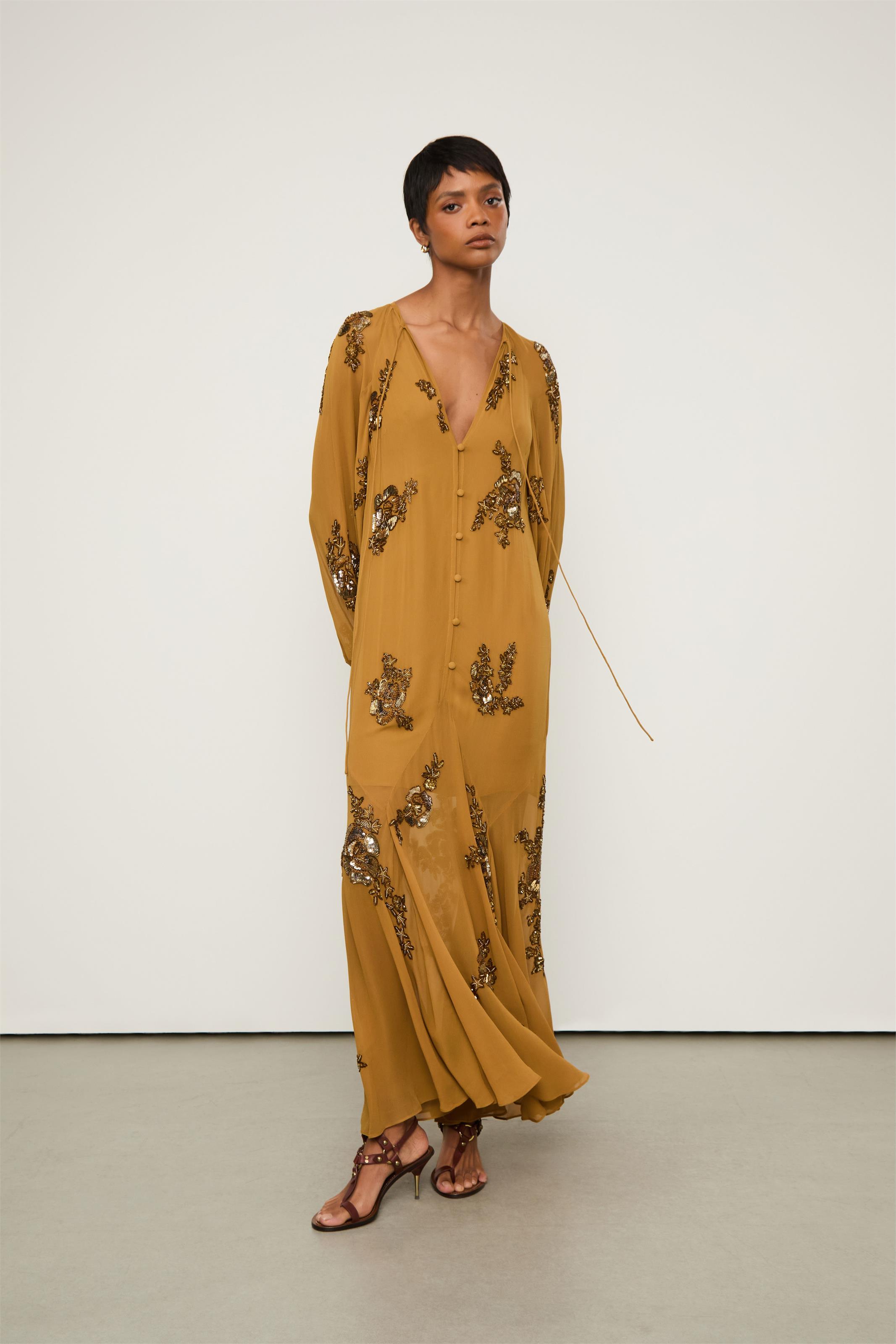 Vestido De Georgette Midi Manga Longa Marrom Bordado