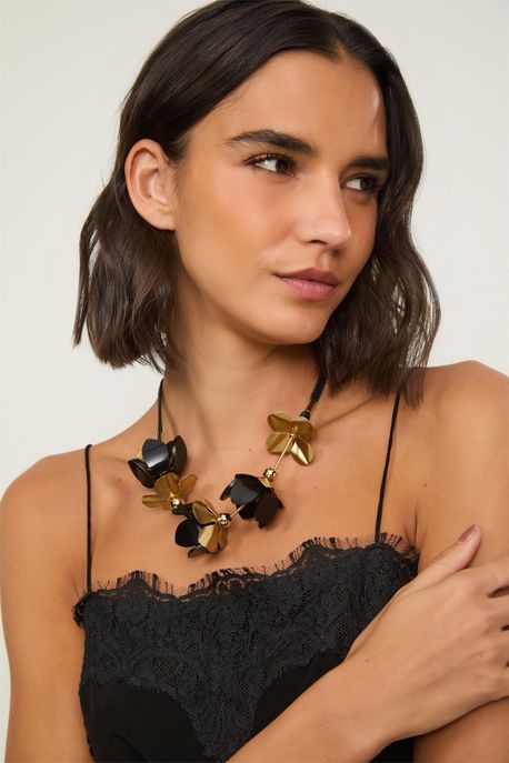 Colar De Couro Preto Com Flores Preto - U