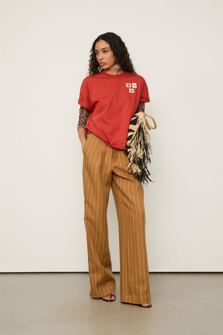T-Shirt Malha Etiquetas Vermelho Terroso - P