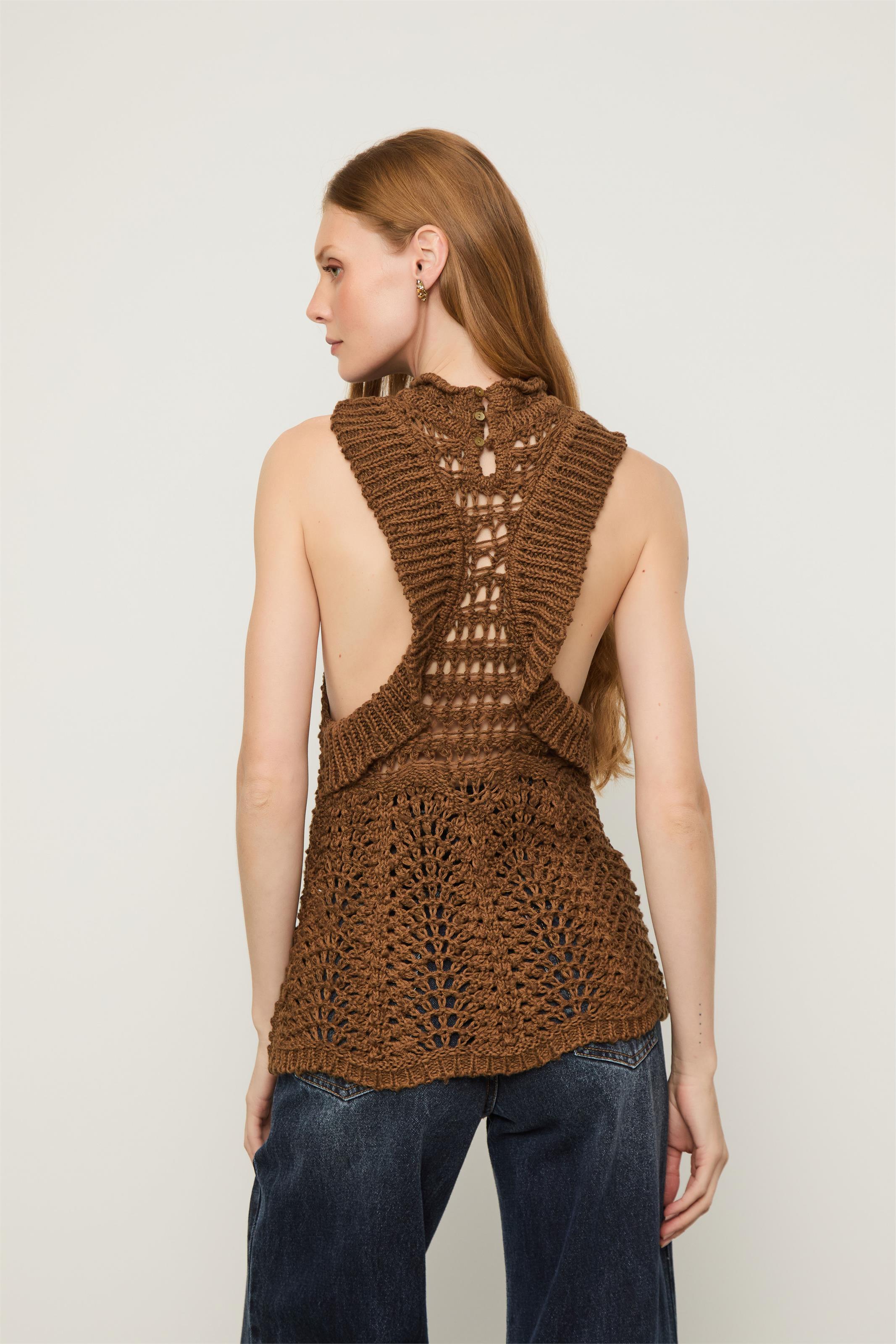 Blusa Tricot Decote Nadador Castanha — foto 10