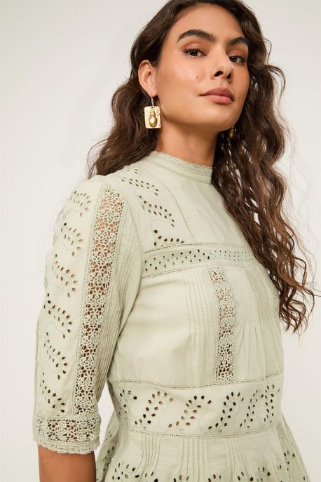 Blusa De Manga Curta e Gola Alta Bordada Verde Cinza Seagrass - 44