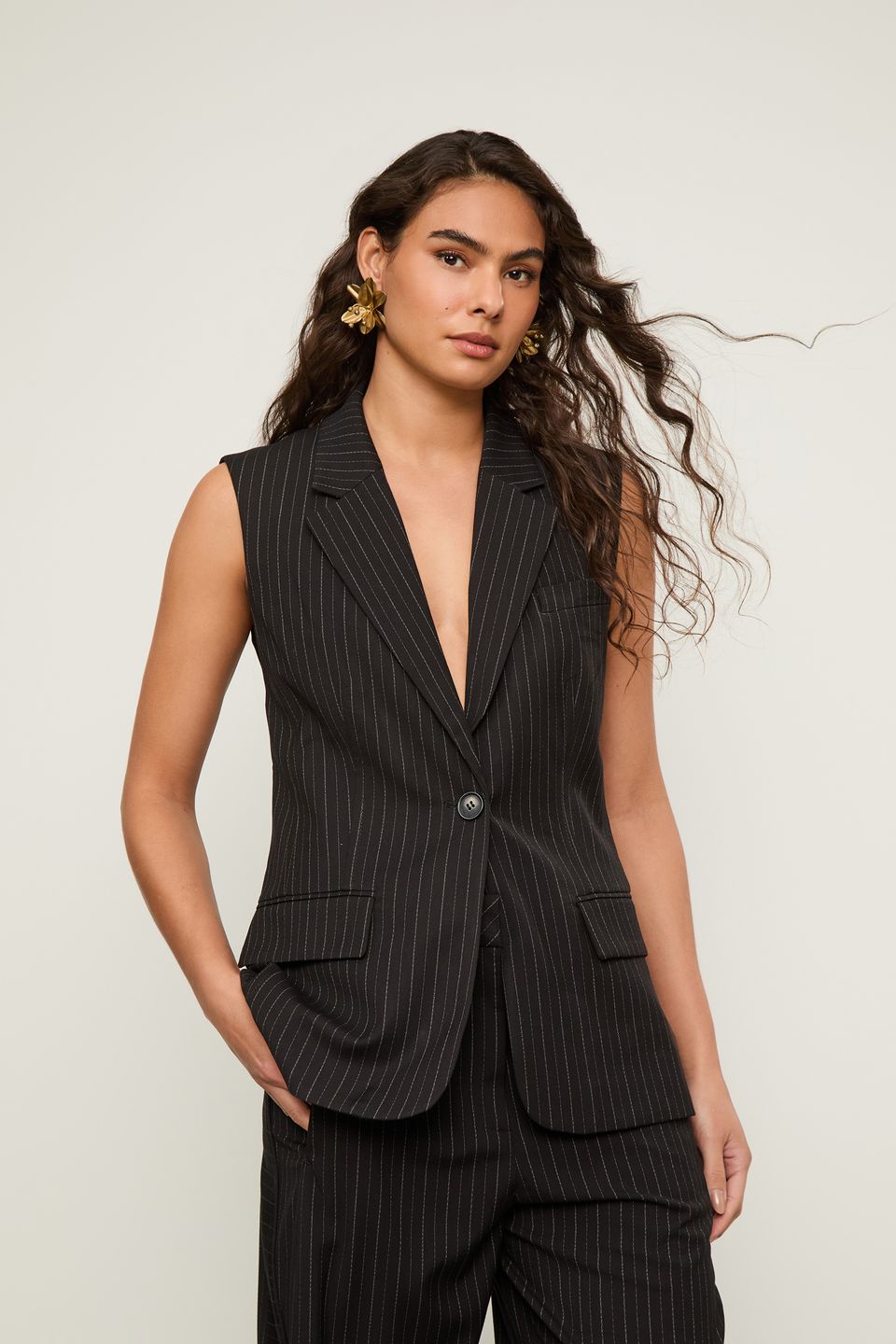 Colete Longo Risca de Giz Preto
