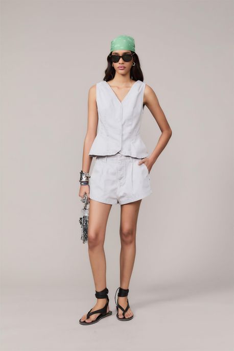 Short Sarja Alfaiataria Pregas Cinza Lua - 46